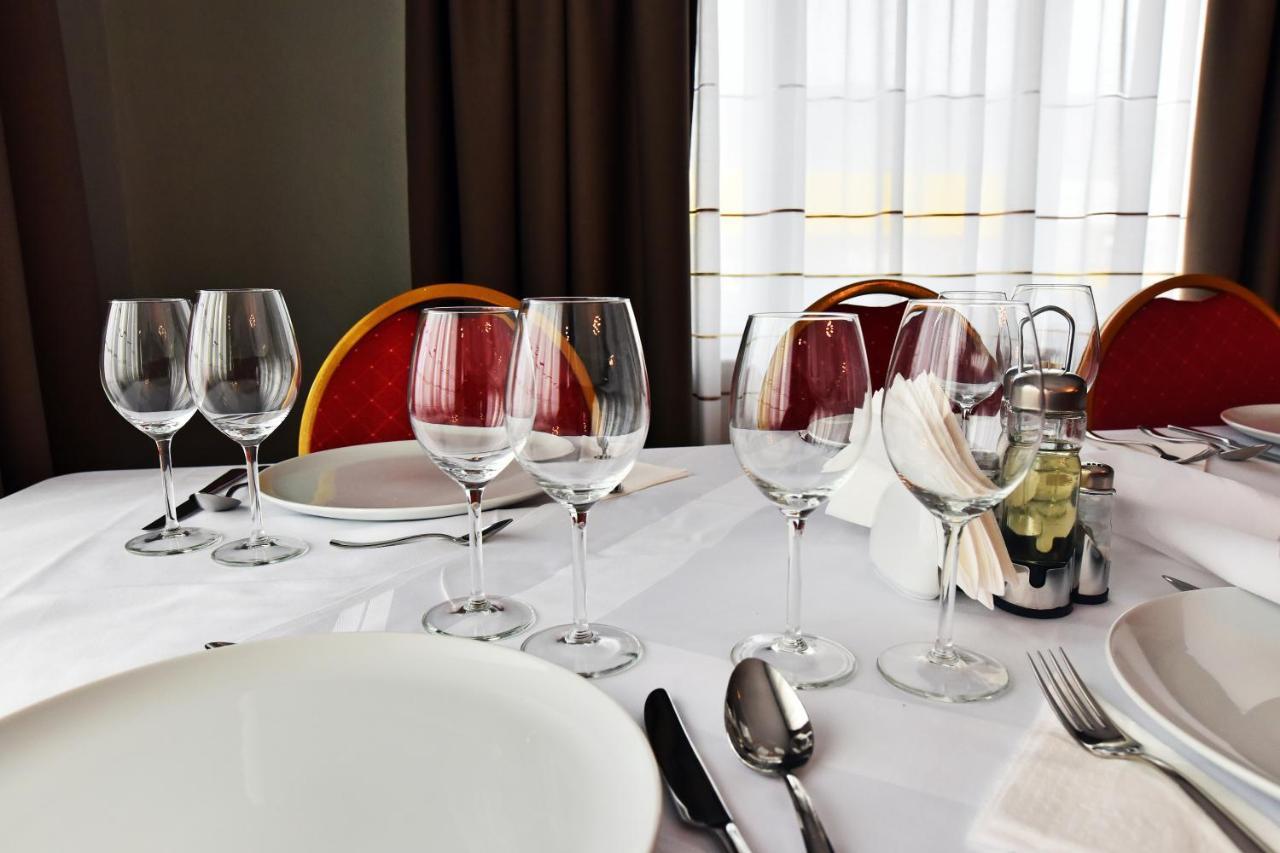 Areo Hotel & Restaurant Bradesti Екстер'єр фото